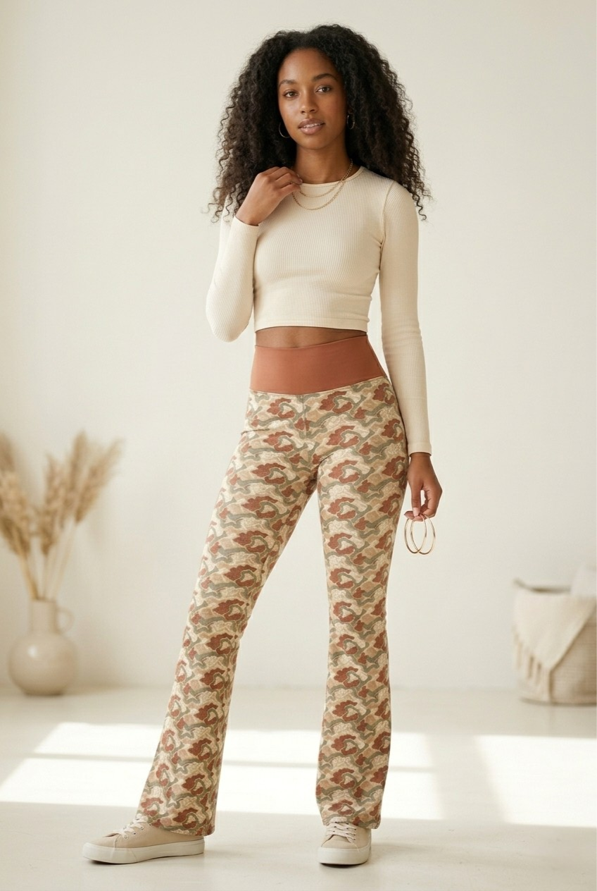 Terra Flare Legging — Earth Map