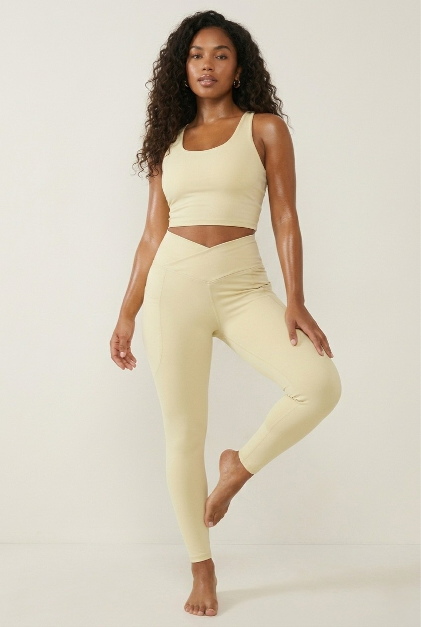 Bare Crossover Legging — Buttercream